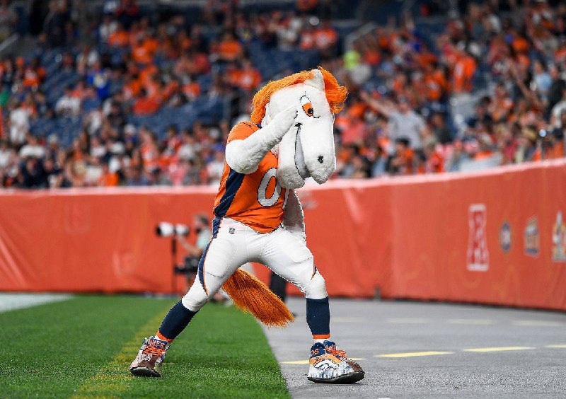 FUN FACT: A DAO of crypto enthusiasts is aiming to raise $4 billion to purchase the Denver Broncos.@WatcherGuru