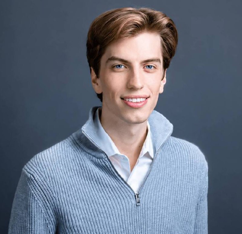 JUST IN: Leopold Aschenbrenner's $45 billion investment fund collapsed as guests arrived for his wedding.@watcherguruJUST IN: Leopold Aschenbrenner's $45 billion investment fund collapsed as guests arrived for his wedding.@watcherguru