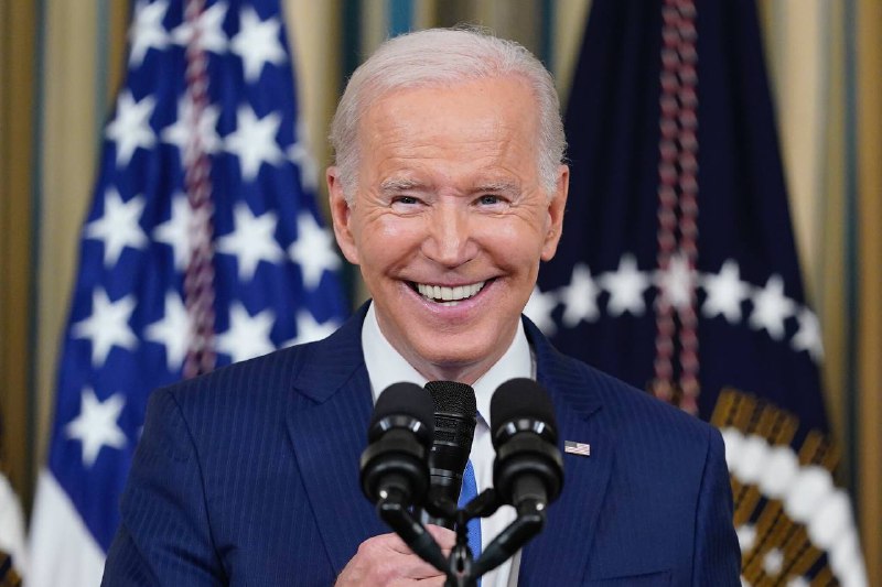 🇺🇸 President Biden's $7.5 billion investment in electric vehicle charging has only produced 7 stations in two years, Washington Post reports. @WatcherGuru