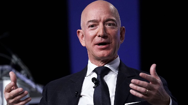 JUST IN: World's 10 richest people combined net worths rise over $64 billion following Donald Trump's presidential election victory.@WatcherGuruJUST IN: World's 10 richest people combined net worths rise over $64 billion following Donald Trump's presidential election victory.@WatcherGuru