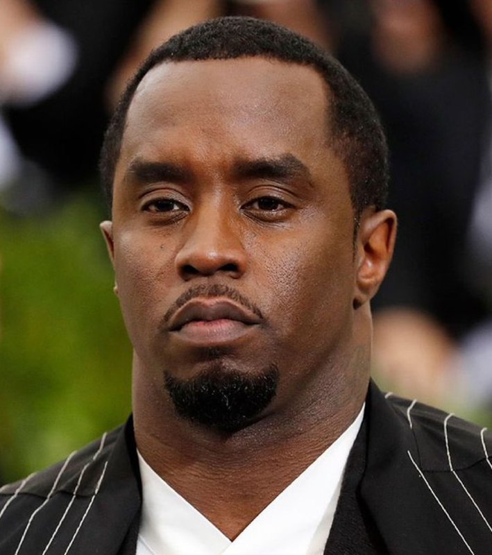 JUST IN: Sean 'Diddy' Combs moved to same Brooklyn jail unit as Sam Bankman-Fried.📰 Full Story@WatcherGuruJUST IN: Sean 'Diddy' Combs moved to same Brooklyn jail unit as Sam Bankman-Fried.📰 Full Story@WatcherGuru