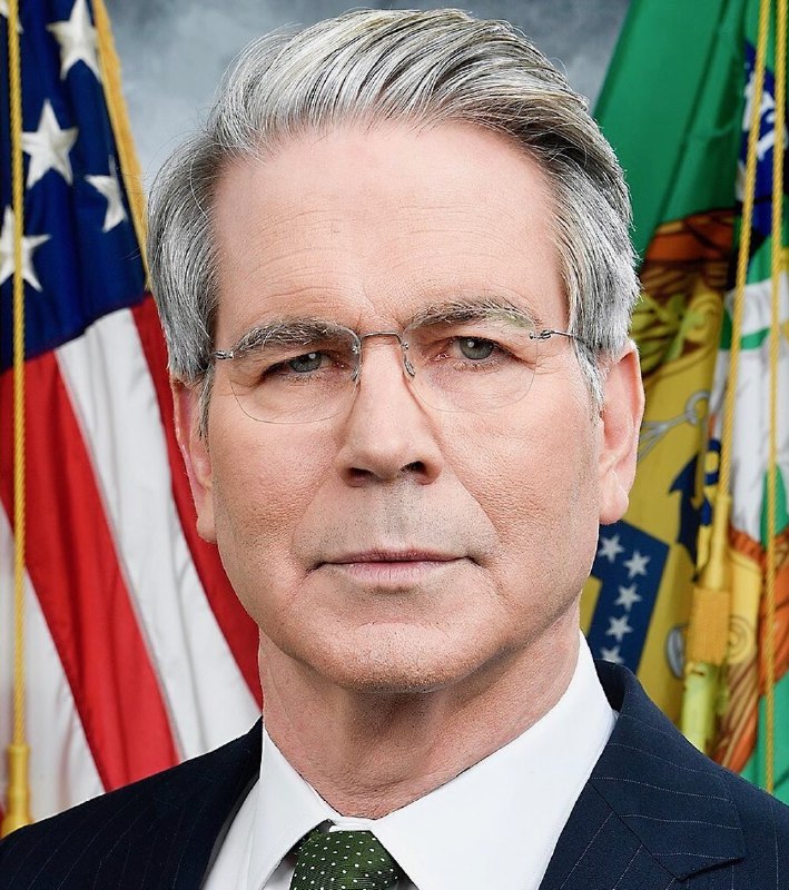 JUST IN: 🇺🇸 Treasury Secretary Bessent warns President Trump the criminal investigation into Fed Chair Powell 