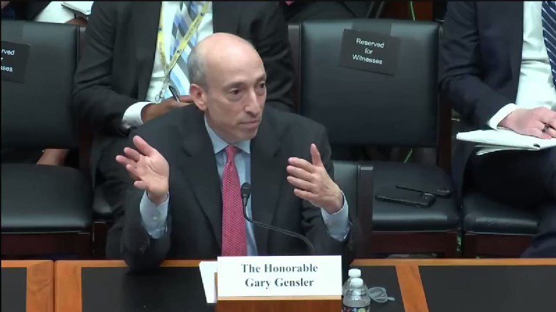 JUST IN: 🇺🇸 SEC Chair Gary Gensler blames Silicon Valley Bank collapse on crypto.📰 Full Story @WatcherGuru
