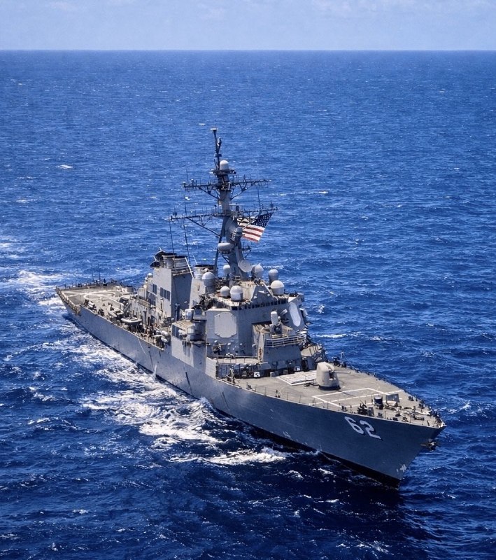 JUST IN: 🇺🇸 US officially begins blockade of all ships entering or exiting the Strait of Hormuz.@WatcherGuruJUST IN: 🇺🇸 US officially begins blockade of all ships entering or exiting the Strait of Hormuz.@WatcherGuru