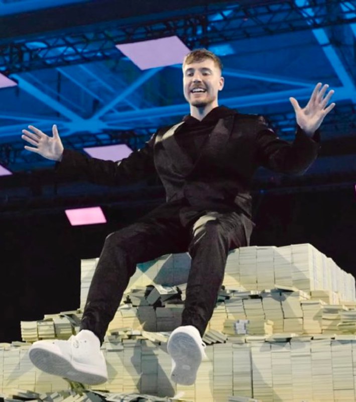 JUST IN: Winner of MrBeast's $10,000,000 'Beast Games' will only receive $5.03 million after taxes.📰 Full Story@WatcherGuruJUST IN: Winner of MrBeast's $10,000,000 'Beast Games' will only receive $5.03 million after taxes.📰 Full Story@WatcherGuru