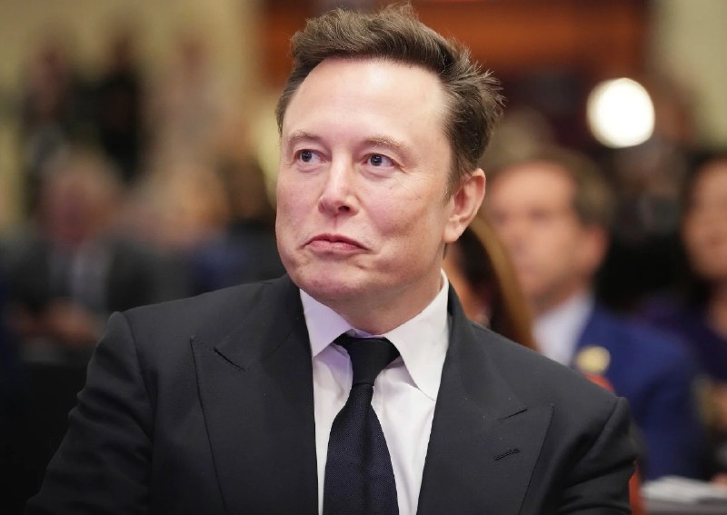 JUST IN: 🇺🇸🇨🇳 Elon Musk traveling on Air Force One with President Trump to China.@WatcherGuruJUST IN: 🇺🇸🇨🇳 Elon Musk traveling on Air Force One with President Trump to China.@WatcherGuru