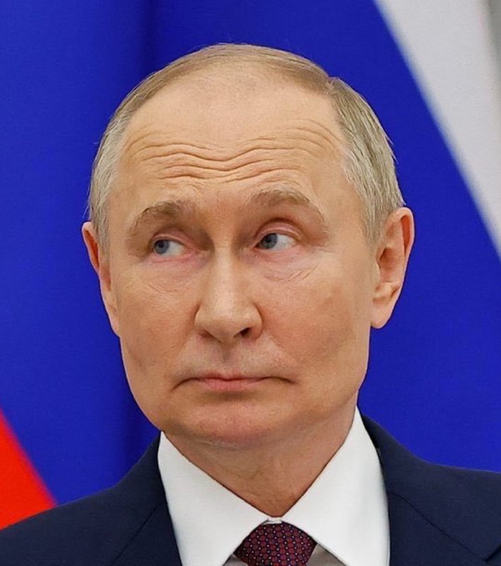 JUST IN: 🇺🇸🇷🇺 Treasury Secretary Bessent says the US may lift sanctions on Russian oil.@WatcherGuruJUST IN: 🇺🇸🇷🇺 Treasury Secretary Bessent says the US may lift sanctions on Russian oil.@WatcherGuru