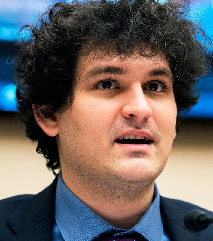 JUST IN: 🇺🇸 Coinbase CEO Brian Armstrong says the crypto Clarity Act will prevent another FTX collapse.@WatcherGuruJUST IN: 🇺🇸 Coinbase CEO Brian Armstrong says the crypto Clarity Act will prevent another FTX collapse.@WatcherGuru