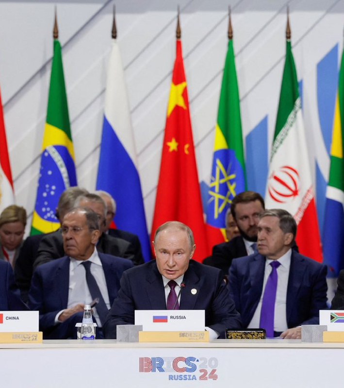 JUST IN: 🇺🇸 President Trump threatens additional 10% tariff on any country aligning themselves with 