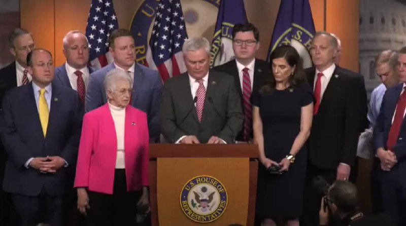 JUST IN: 🇺🇸 President Biden and his family received over $10 million from foreign nationals, US House Oversight Committee says.📰 Full Story @WatcherGuru