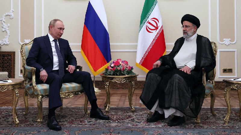 JUST IN: 🇮🇷 🇷🇺 Iran and Russia finalize deal to trade in local currencies, ditching the US Dollar.@WatcherGuru
