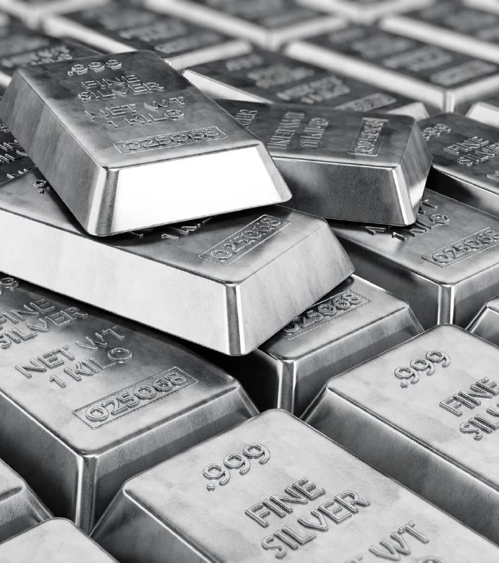 JUST IN: Silver crashes under $70, falling 7% today.@WatcherGuruJUST IN: Silver crashes under $70, falling 7% today.@WatcherGuru